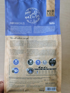 Bunny Nature Super Premium Botanicals Mid Mix with Hibiscus Blossoms & Parsley Stemps 150 G Supplementary Food for Dwarf Rabbits, Guinea Pigs, Chinchillas & Degus